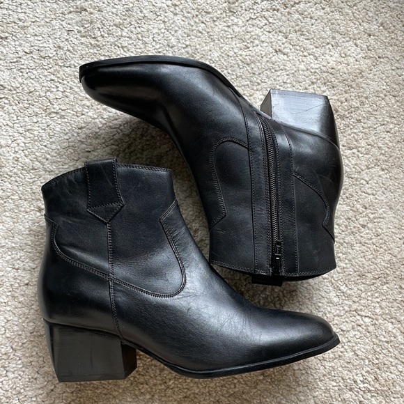 Seychelles Leather black heeled booties - Picture 2 of 3